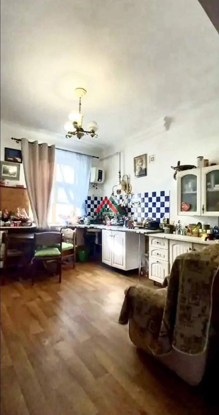 3-комн квартира Орджоникидзе улица, д.54