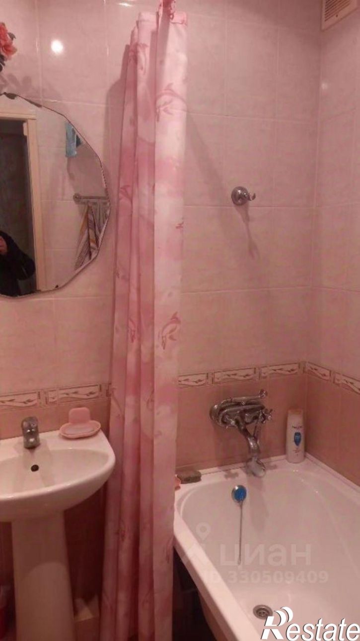 2-комн квартира ул Ворошилова, 3,  д. 3