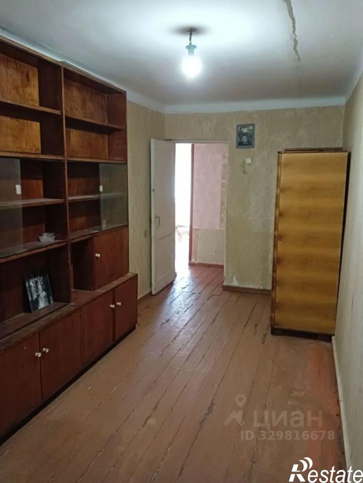 3-комн квартира улица Клары Цеткин, 13,  д. 13