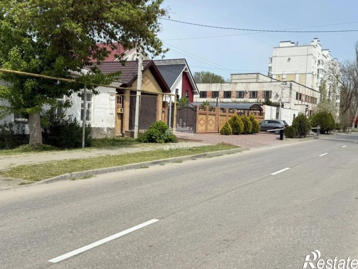 4-комн квартира ул Комарова, 18,  д. 18