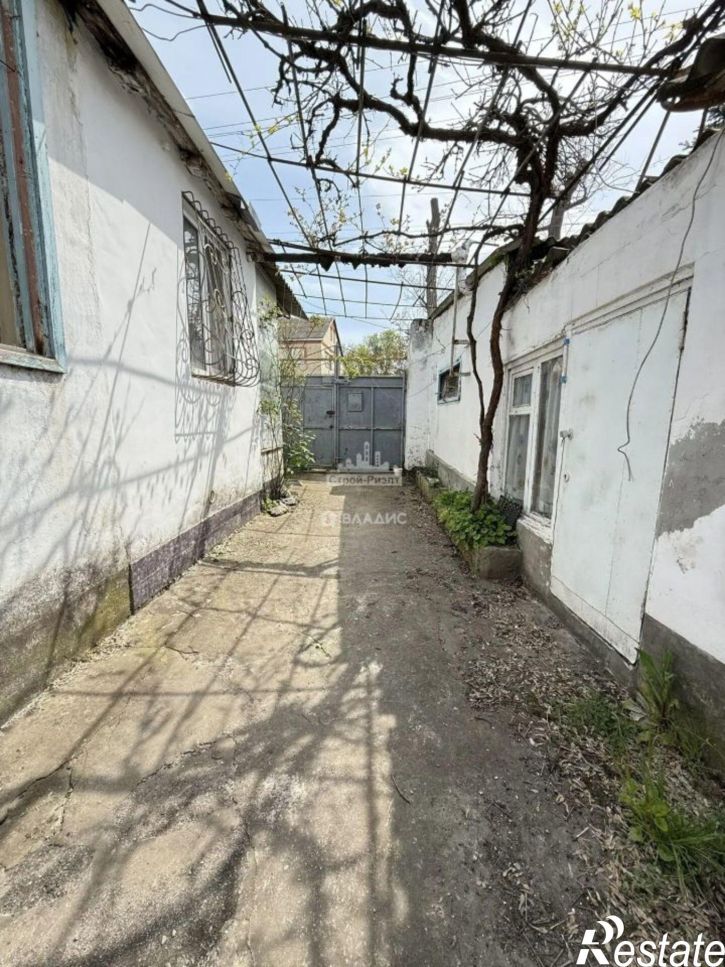 4-комн квартира ул Комарова, 18,  д. 18