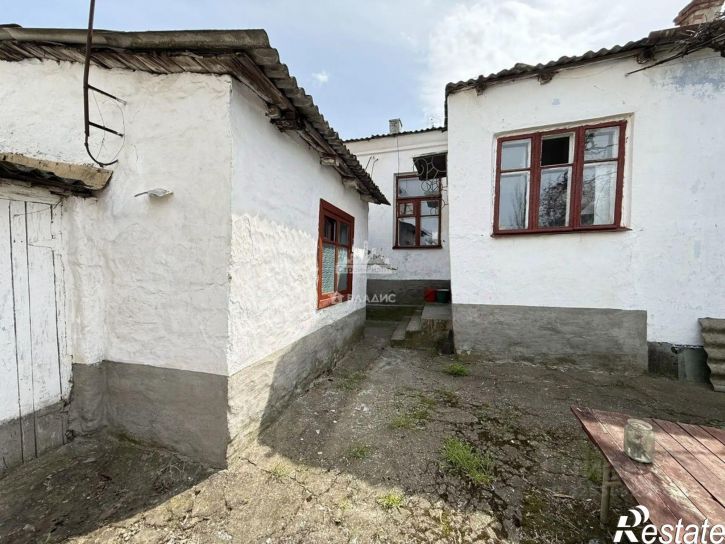 4-комн квартира ул Комарова, 18,  д. 18