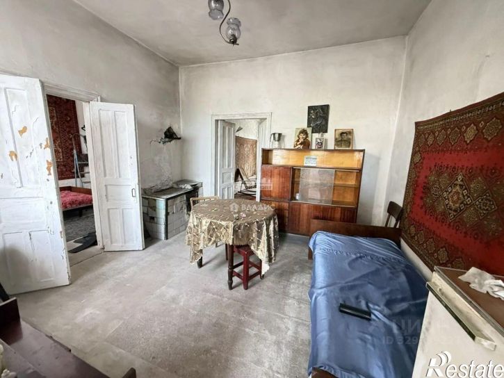 4-комн квартира ул Комарова, 18,  д. 18
