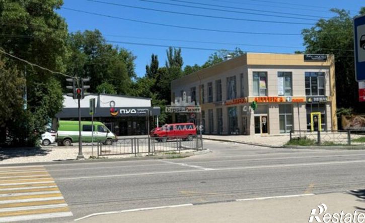 4-комн квартира улица Войкова, 23/35,  д. 23/35
