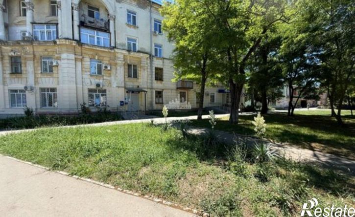 4-комн квартира улица Войкова, 23/35,  д. 23/35