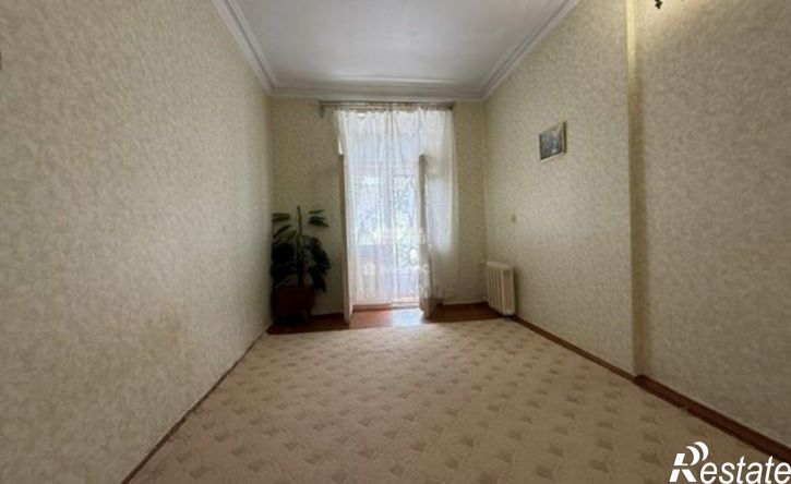 4-комн квартира улица Войкова, 23/35,  д. 23/35