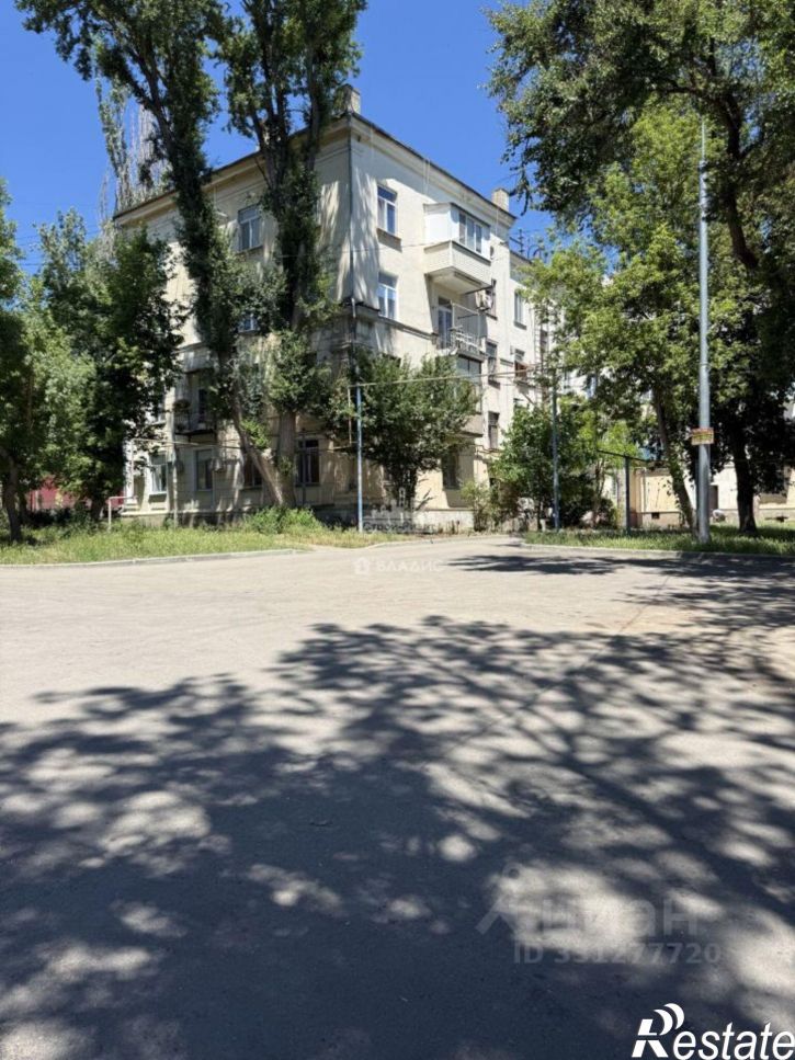 4-комн квартира улица Войкова, 23/35,  д. 23/35