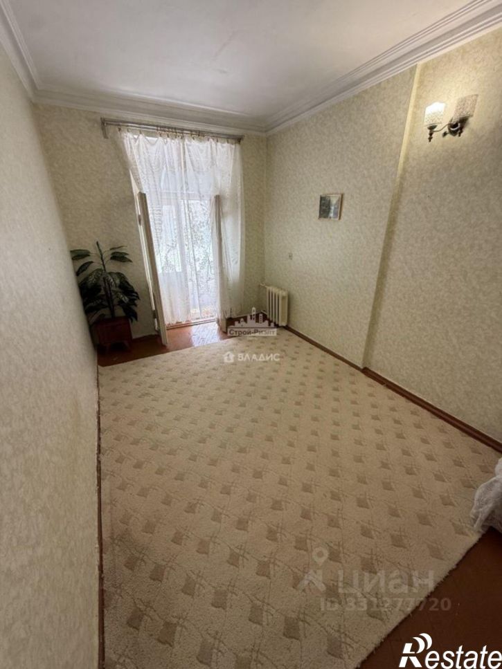 4-комн квартира улица Войкова, 23/35,  д. 23/35