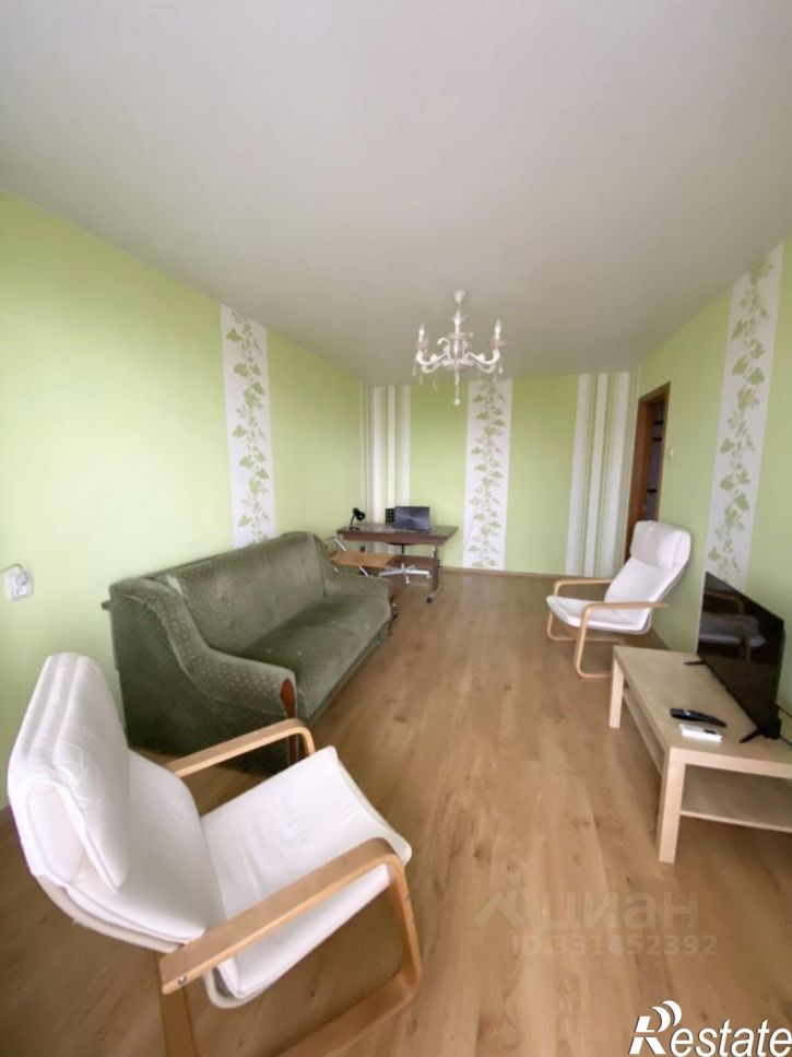 2-комн квартира ул Сморжевского, 3,  д. 3