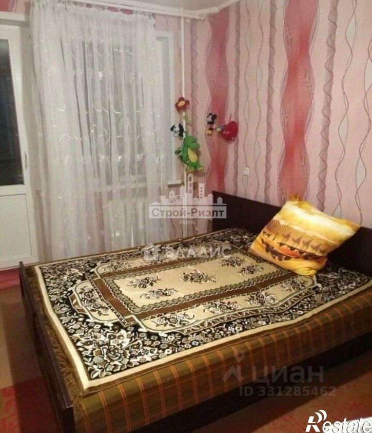 3-комн квартира ул Ворошилова, 8,  д. 8