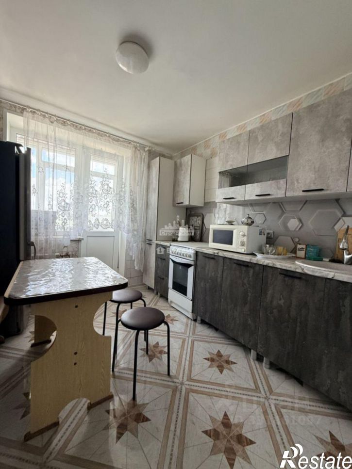2-комн квартира улица Суворова, 25,  д. 25