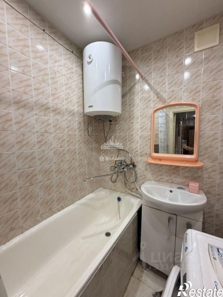 2-комн квартира улица Суворова, 25,  д. 25