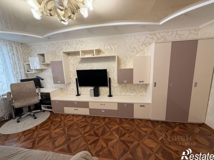 2-комн квартира улица Генерала Петрова, 76,  д. 76