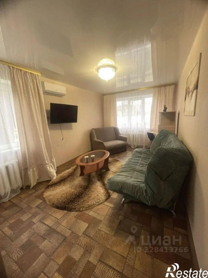 2-комн квартира ул Юных Ленинцев, 10,  д. 10
