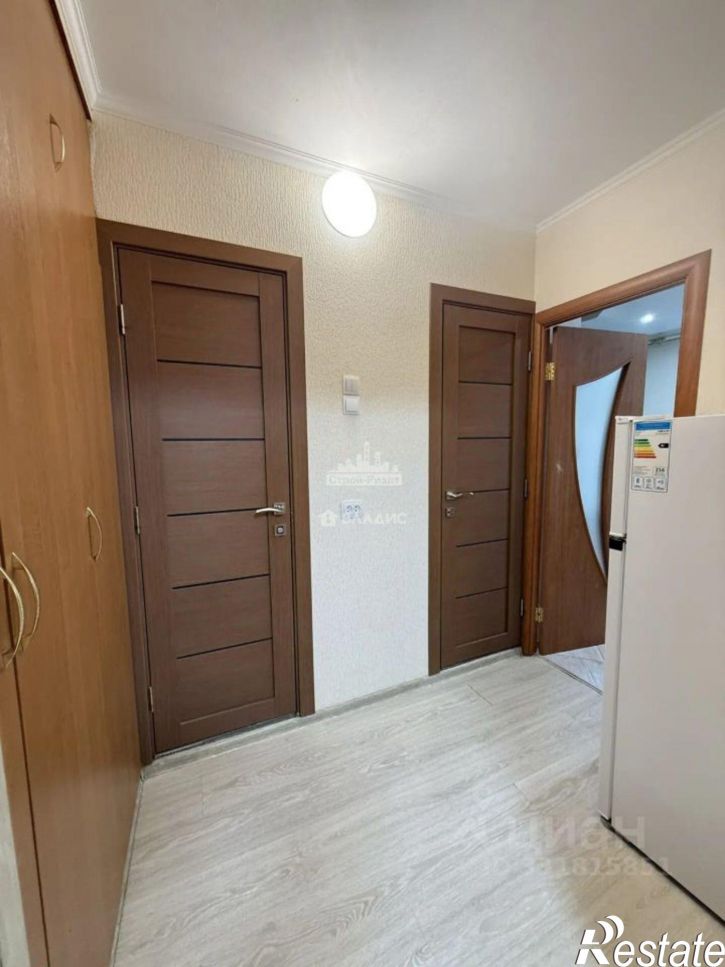 2-комн квартира ул Сморжевского, 1,  д. 1