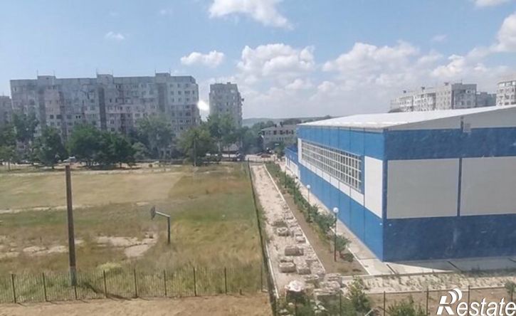 3-комн квартира ул Генерала Петрова, 4,  д. 4