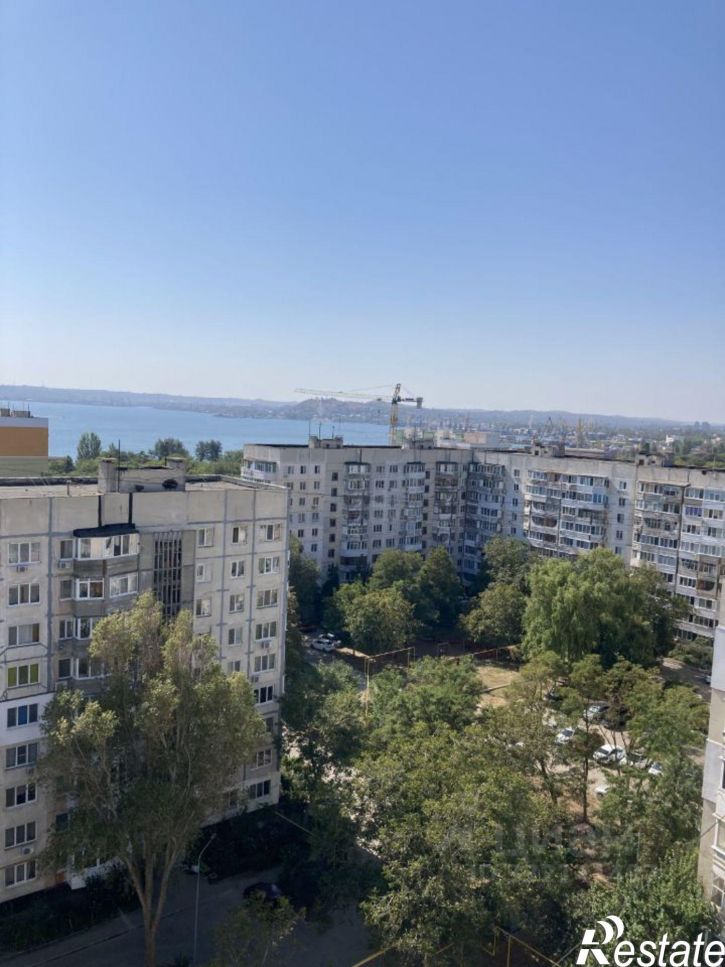2-комн квартира ул Генерала Петрова, 4,  д. 4