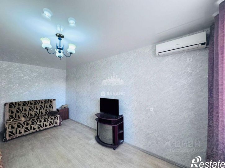 1-комн квартира ул Генерала Петрова, 2,  д. 2