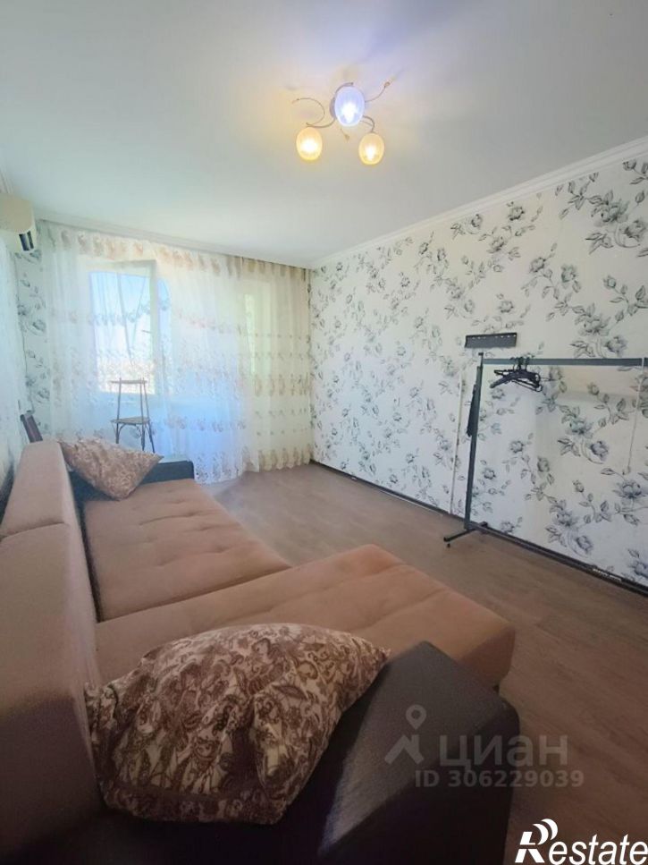 3-комн квартира шоссе Героев Сталинграда, 60,  д. 60