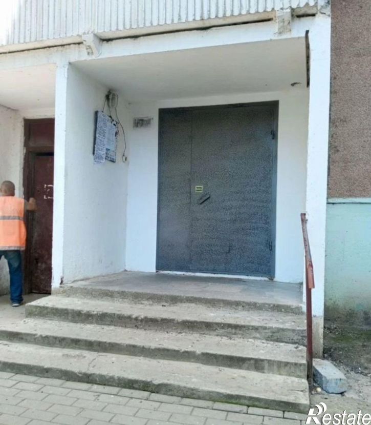 1-комн квартира ул Сморжевского, 1,  д. 1