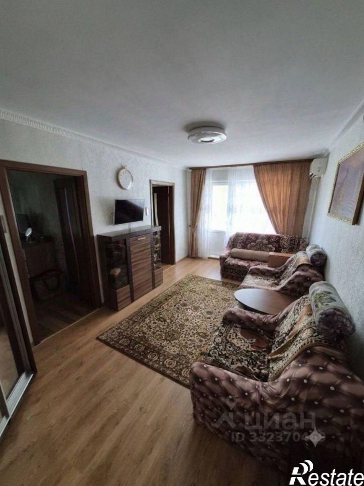 4-комн квартира ул Орджоникидзе, 114,  д. 114