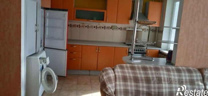 3-комн квартира ул Генерала Петрова, 20,  д. 20