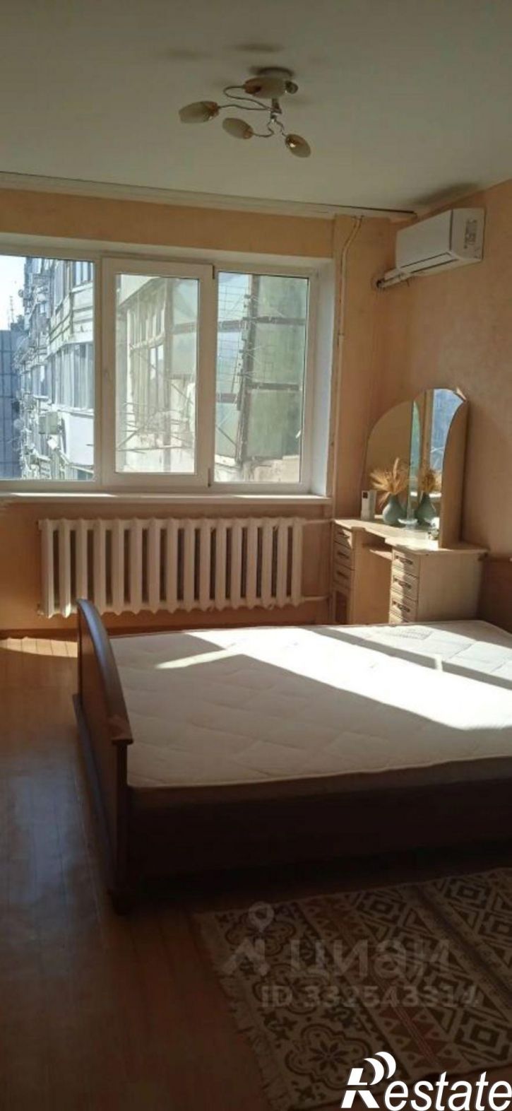 3-комн квартира ул Генерала Петрова, 20,  д. 20