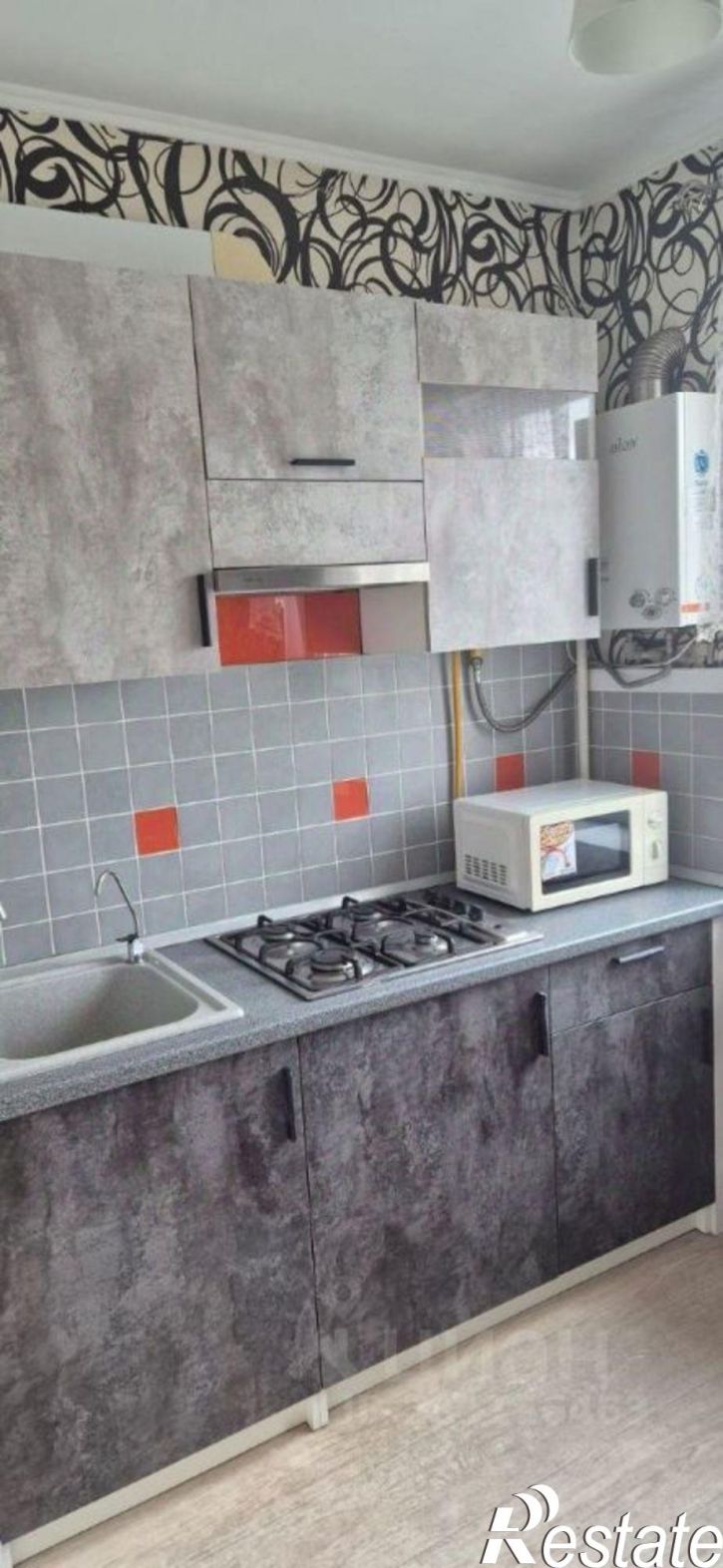 1-комн квартира ул Комарова, 2,  д. 2