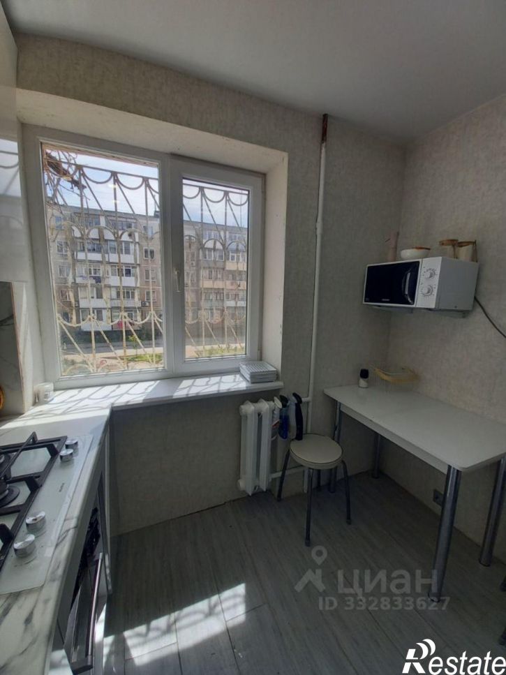 2-комн квартира ул Лейтенанта Бувина, 6,  д. 6