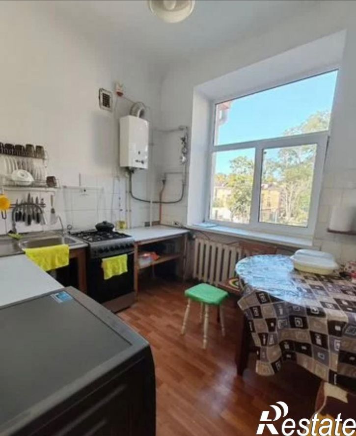2-комн квартира Кирова, 23