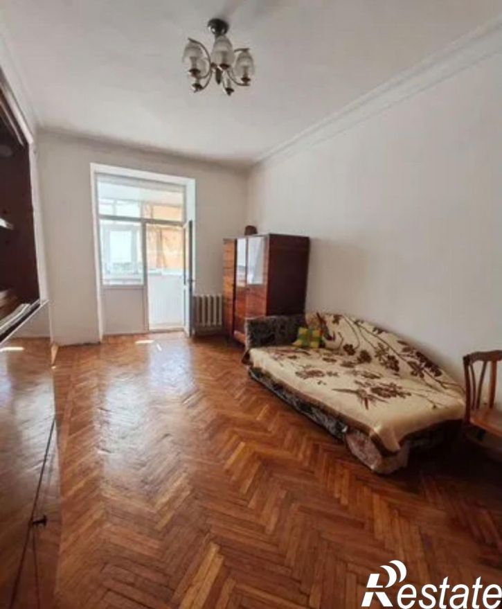 2-комн квартира Кирова, 23