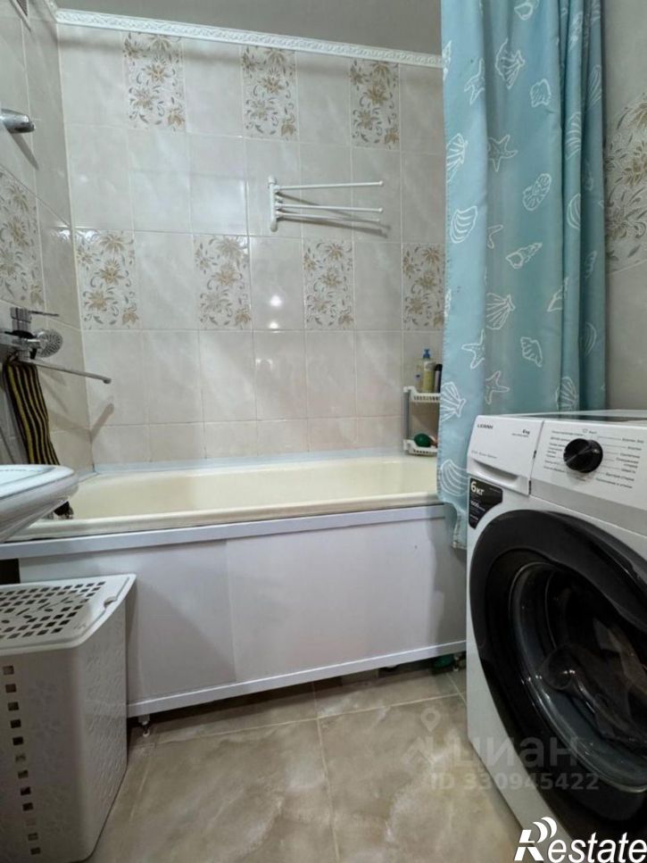 2-комн квартира ул Генерала Петрова, 8,  д. 8