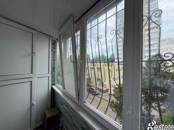 2-комн квартира ул Генерала Петрова, 8,  д. 8