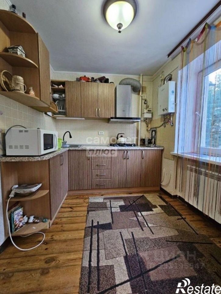 2-комн квартира ул Клары Цеткин, 11,  д. 11