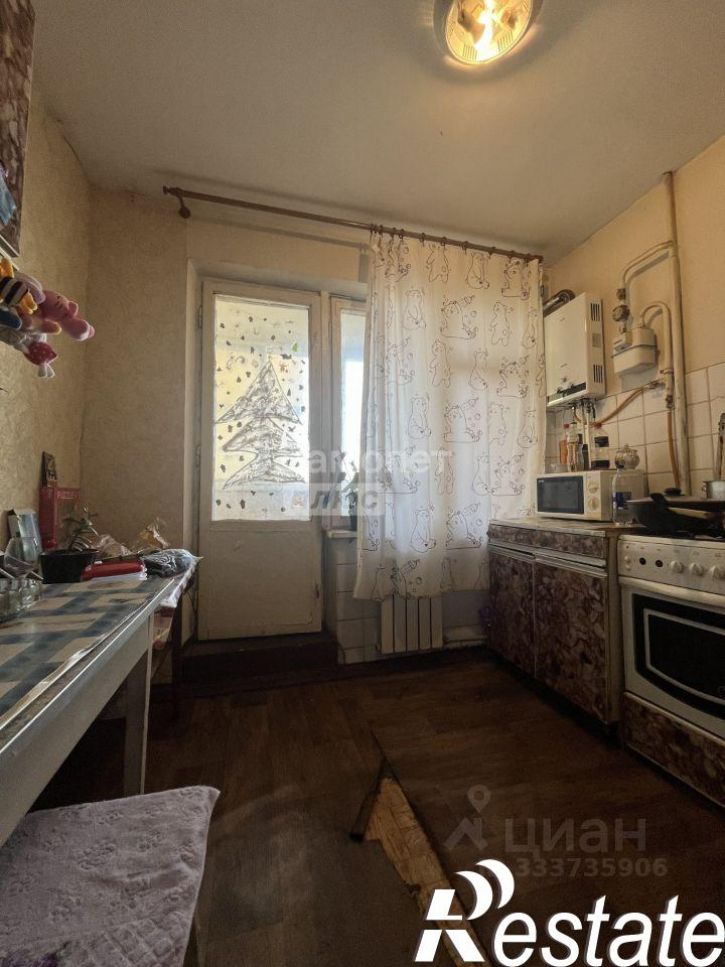 2-комн квартира улица Орджоникидзе, 90,  д. 90