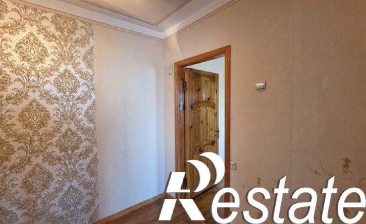 4-комн квартира улица Будённого, 19,  д. 19