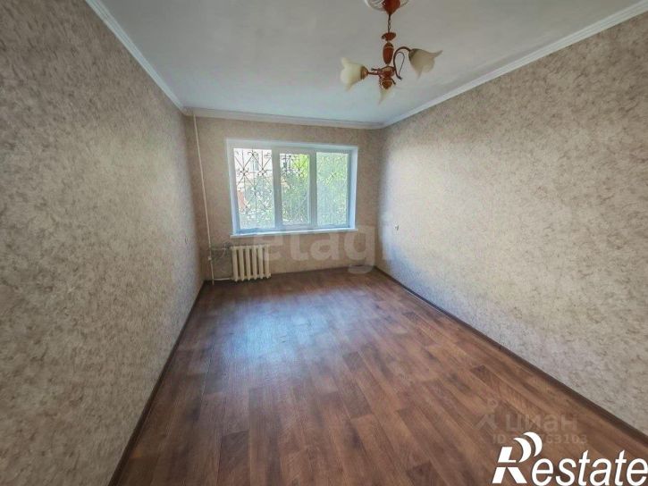 2-комн квартира улица Сморжевского, 4,  д. 4