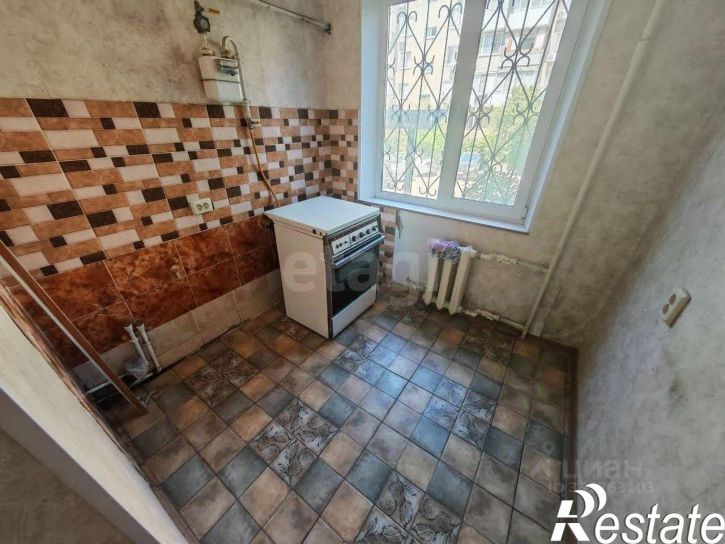 2-комн квартира улица Сморжевского, 4,  д. 4