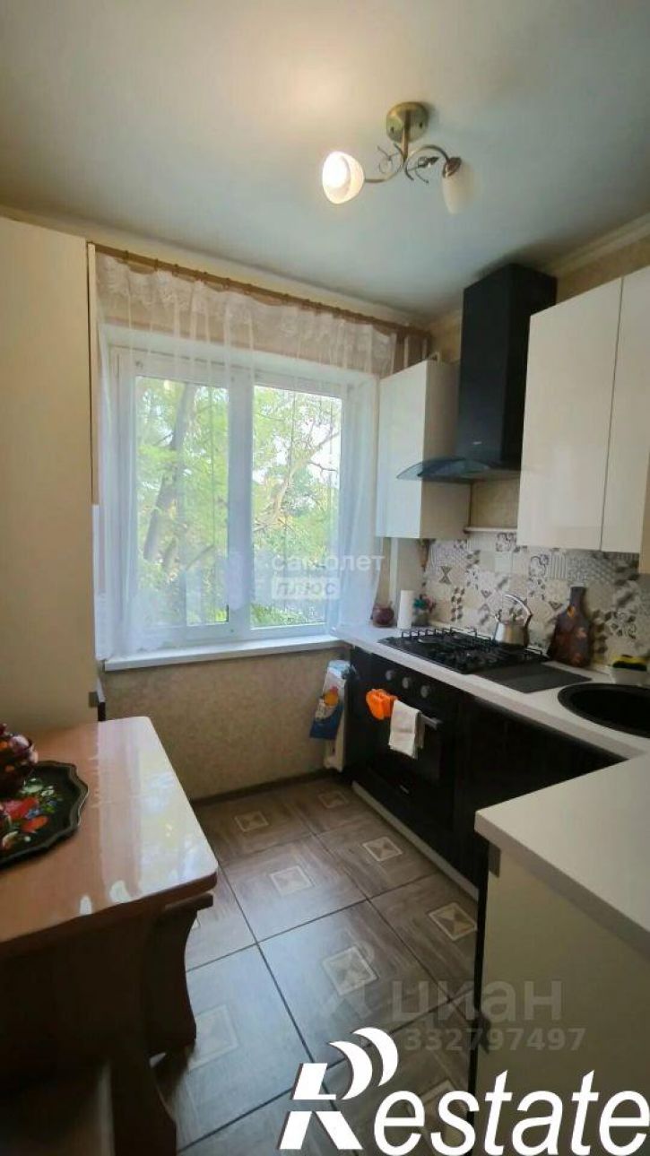 4-комн квартира улица Кирова, 77,  д. 77