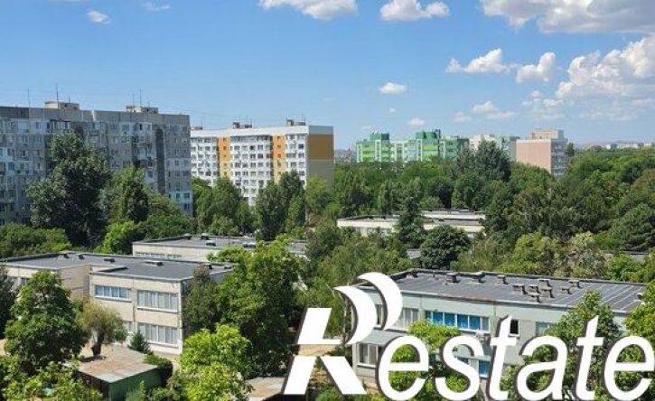 2-комн квартира улица Генерала Петрова, 10,  д. 10