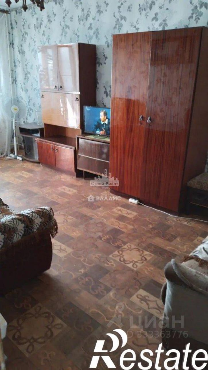 2-комн квартира улица Ульяновых, 1,  д. 1
